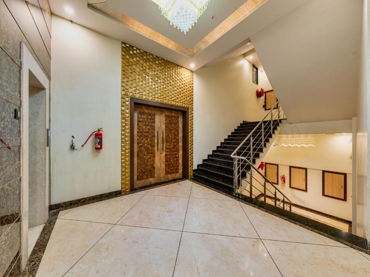 Hotel Chandradeep Regency Dhule Exterior foto