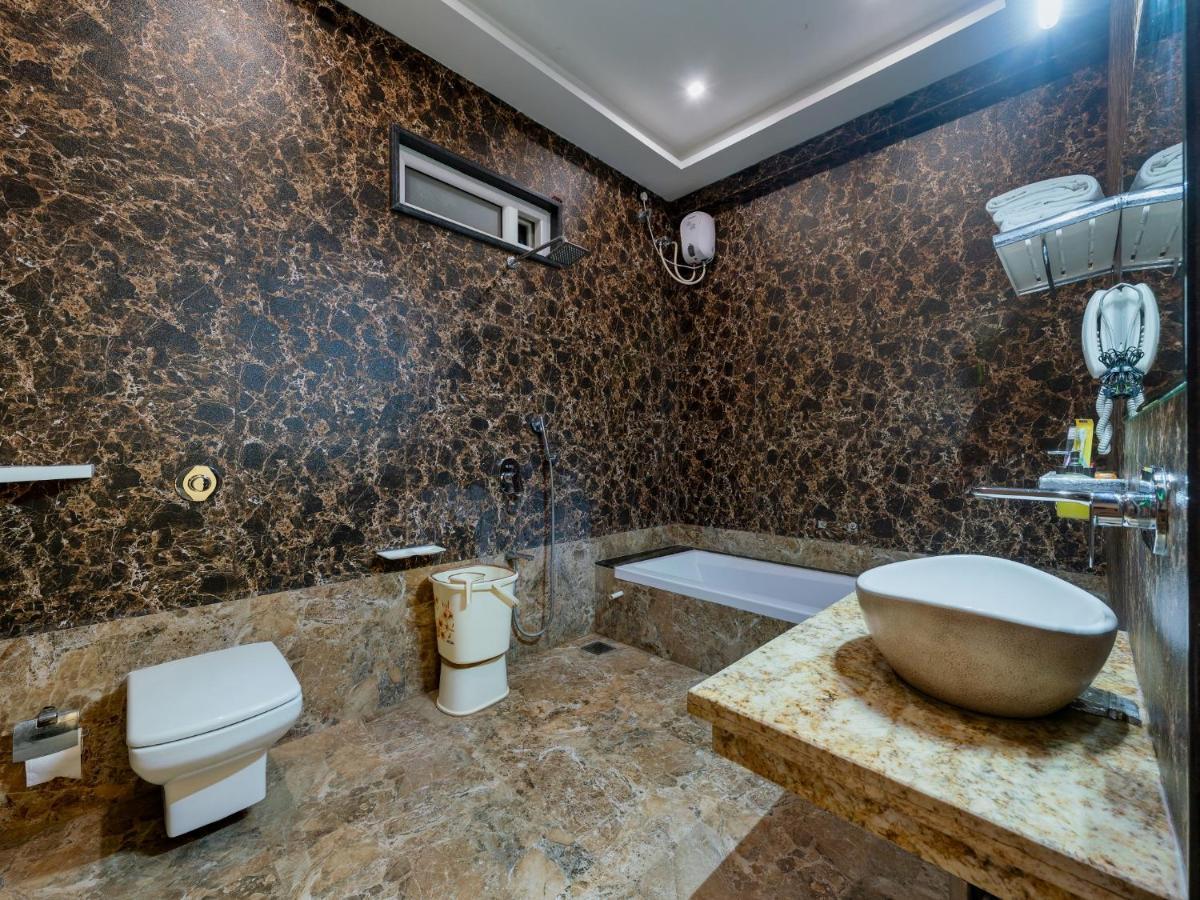 Hotel Chandradeep Regency Dhule Exterior foto